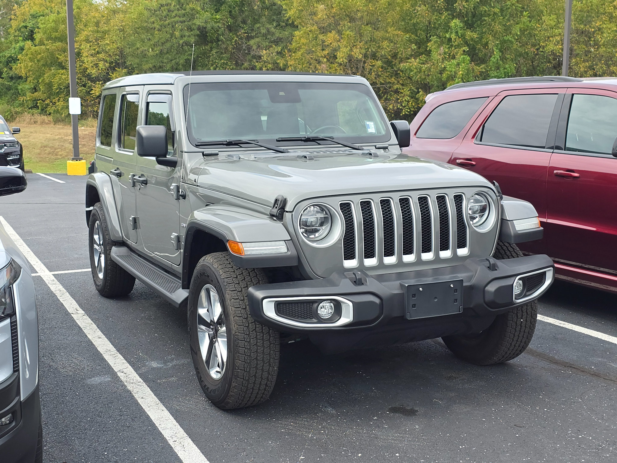 Used 2021 Jeep Wrangler Unlimited Sahara AWD/4WD image 1