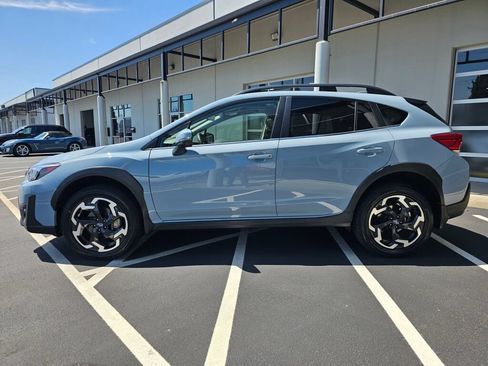 Used 2021 Subaru Crosstrek 2.5i Limited w/ Moonroof Package 2 AWD/4WD image 2