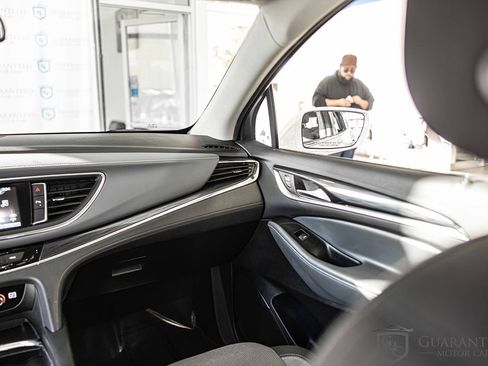 Used 2019 Buick Enclave Preferred image 39