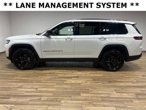 Certified 2021 Jeep Grand Cherokee L Laredo image 11