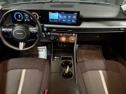 Used 2025 Hyundai Sonata SEL FWD image 14