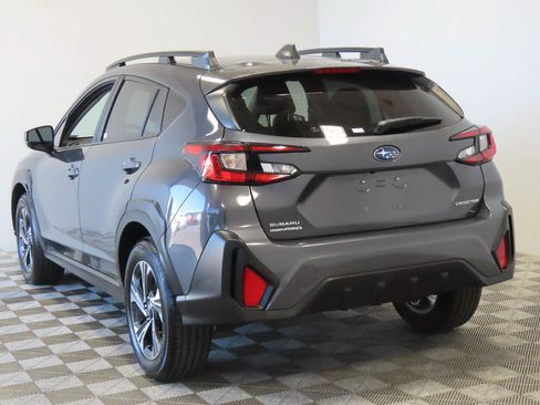 Used 2025 Subaru Crosstrek 2.5i Premium AWD/4WD image 3
