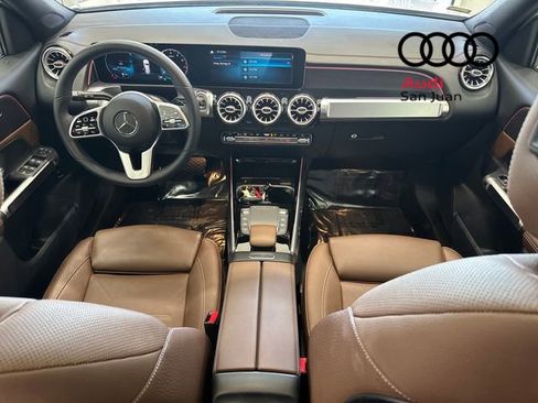 Used 2021 Mercedes-Benz GLB 250 GLB 250 image 26