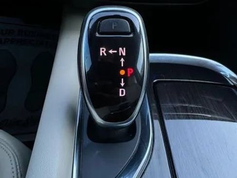 Used 2021 Buick Enclave Essence FWD image 40