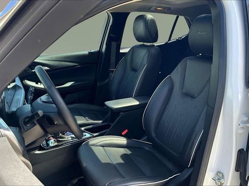 Used 2024 Buick Encore GX Avenir w/ Avenir Technology Package AWD/4WD image 19