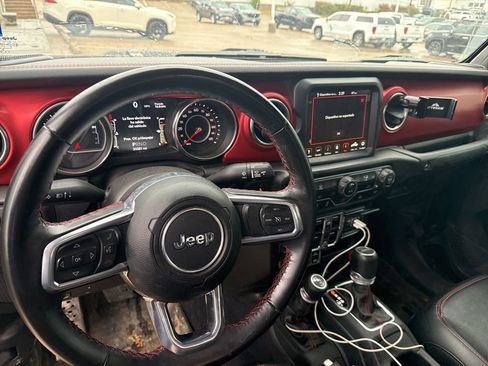 Used 2022 Jeep Gladiator Rubicon w/ Trailer Tow Package image 17