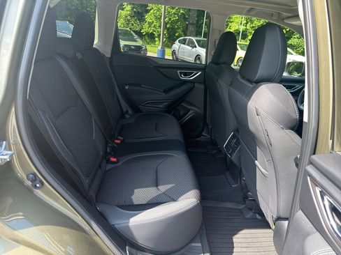Certified 2024 Subaru Forester Premium AWD/4WD image 25