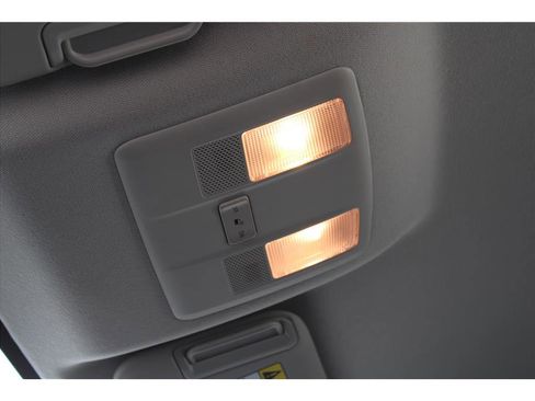 Used 2014 MAZDA MAZDA3 i Touring image 30