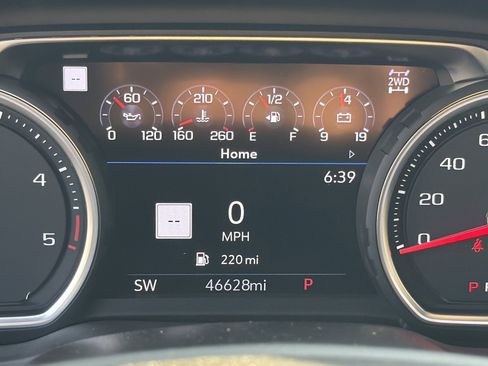 Used 2022 Chevrolet Silverado 2500 LTZ w/ LTZ Premium Package image 15