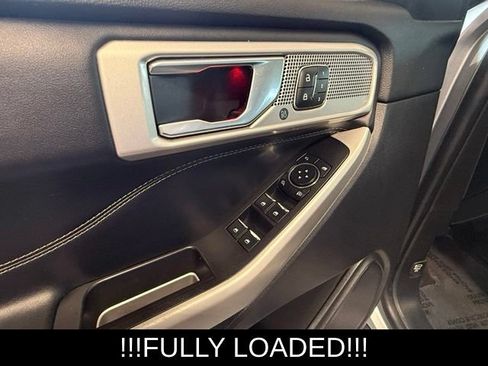 Used 2022 Ford Explorer Limited AWD/4WD image 24