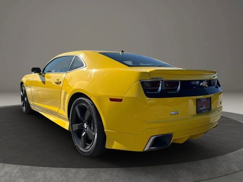 Used 2010 Chevrolet Camaro SS RWD image 3