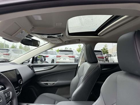 Used 2025 Lexus NX 250 AWD w/ Accessory Package (2T) image 20