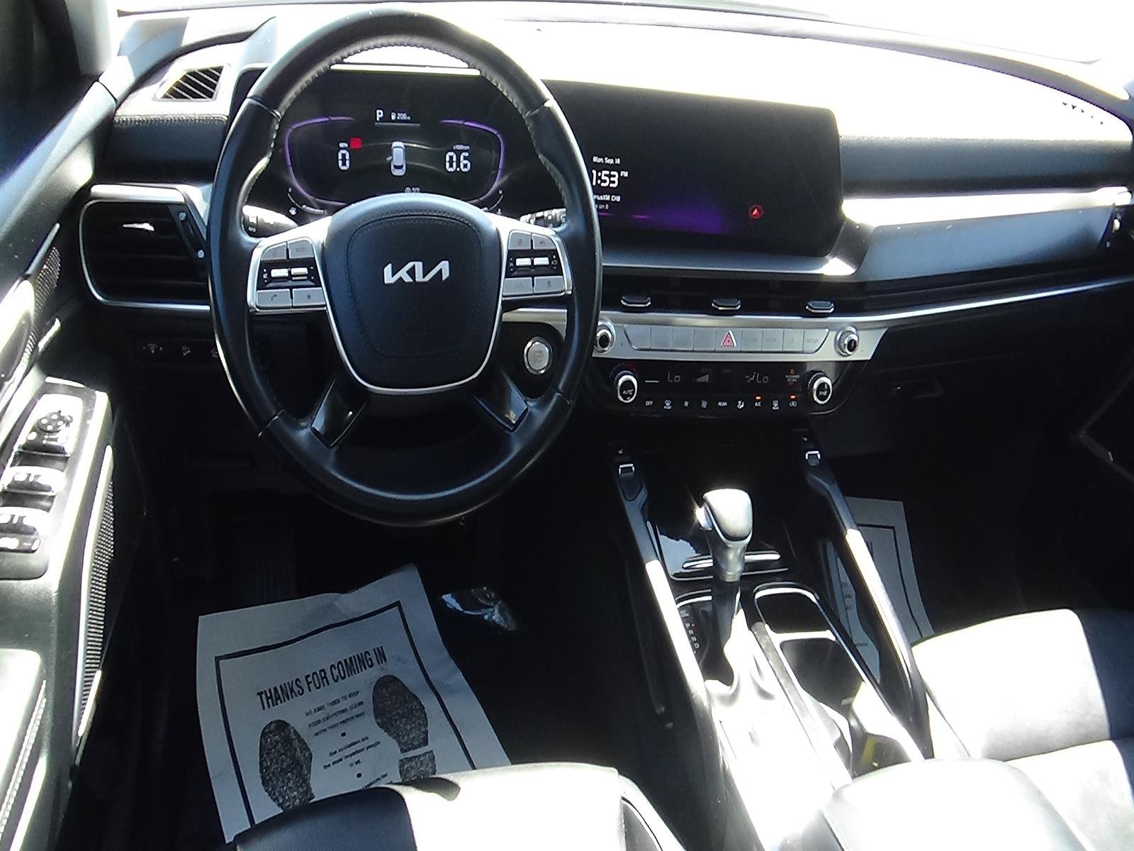 Used 2025 Kia Telluride S AWD/4WD image 14