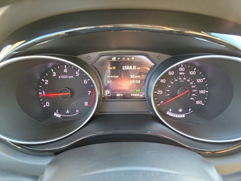 Used 2015 Kia Sedona SX image 27