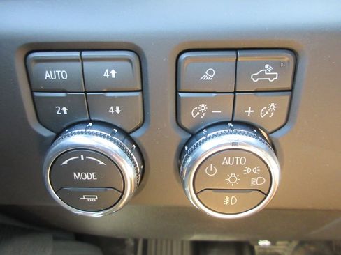 New 2026 GMC Sierra 1500 AT4X AWD/4WD image 17