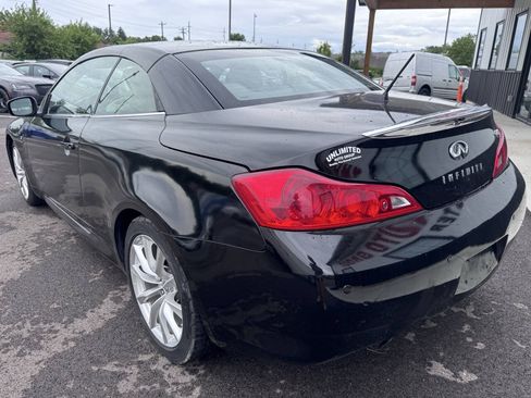 Used 2014 INFINITI Q60 Convertible w/ Premium Package RWD image 8