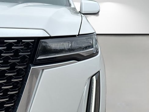 Used 2023 Cadillac Escalade ESV Premium Luxury w/ Performance Package image 9