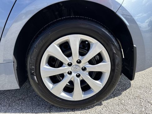 Certified 2025 Toyota Corolla LE FWD image 18