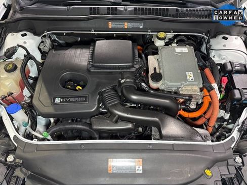 Used 2017 Ford Fusion S image 3