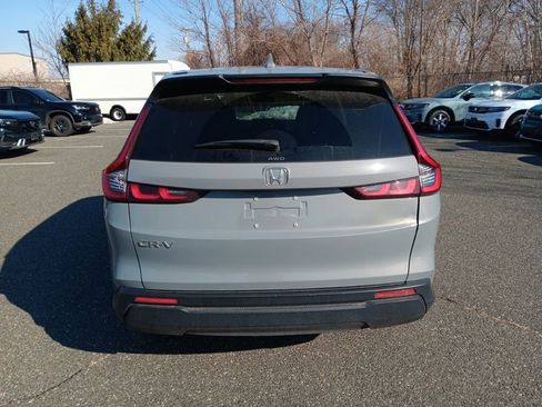 Used 2024 Honda CR-V EX image 4