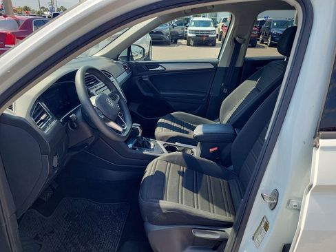 Used 2022 Volkswagen Tiguan S image 19