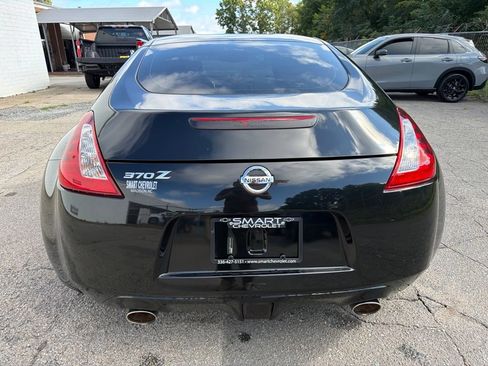 Used 2020 Nissan 370Z Coupe RWD image 3