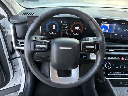 Used 2026 Hyundai Santa Fe SEL FWD image 24