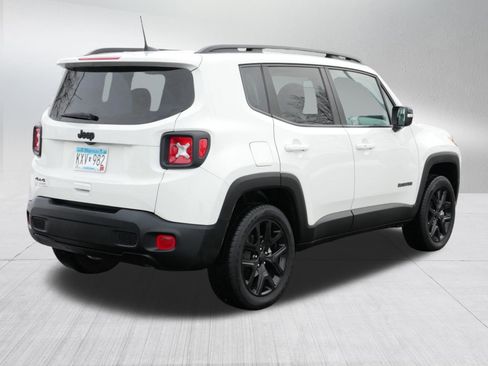 Used 2023 Jeep Renegade Altitude w/ Convenience Group I image 7
