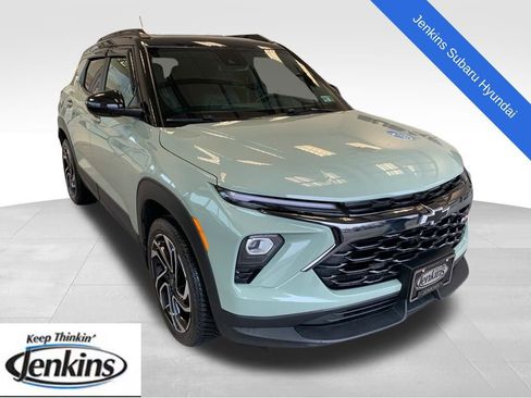 Used 2024 Chevrolet TrailBlazer RS w/ Convenience Package image 1