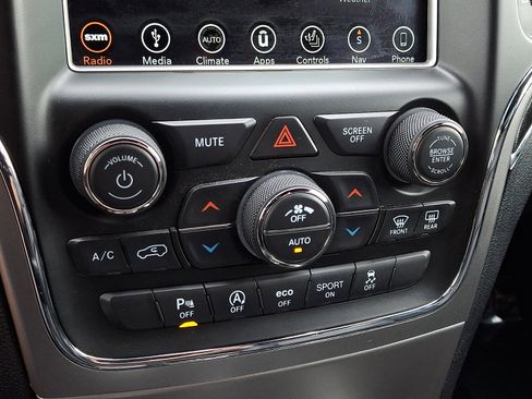 Used 2018 Jeep Grand Cherokee Trailhawk w/ Trailhawk Luxury Group image 16