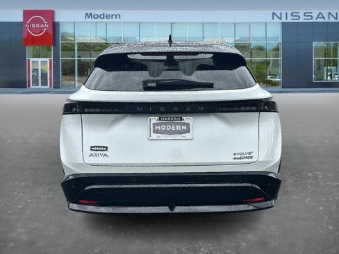 Certified 2025 Nissan Ariya AWD image 6