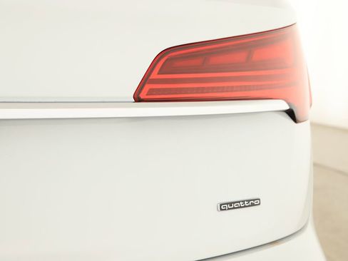 Certified 2022 Audi Q5 2.0T Premium AWD/4WD image 36