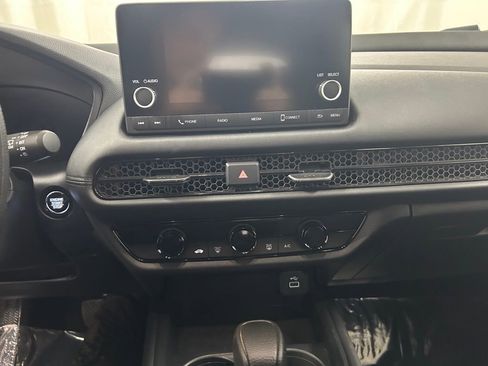 Used 2023 Honda HR-V LX image 19