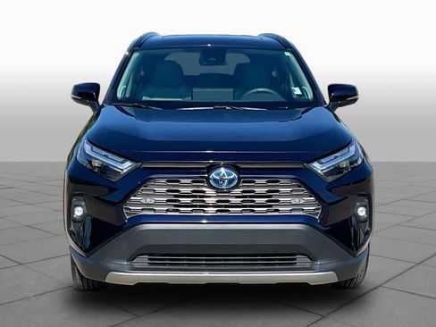 Used 2023 Toyota RAV4 Limited AWD/4WD image 4