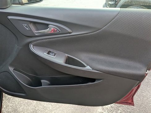 Used 2019 Chevrolet Malibu RS image 24