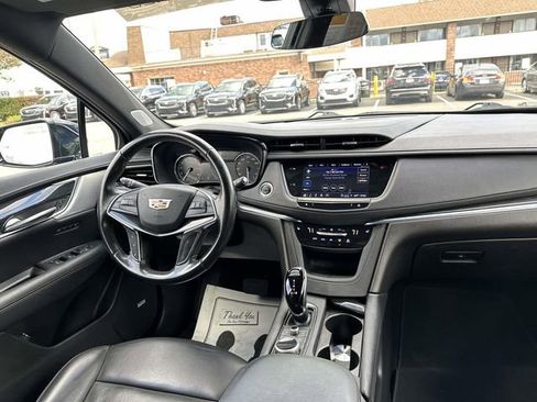 Certified 2022 Cadillac XT5 Premium Luxury image 59
