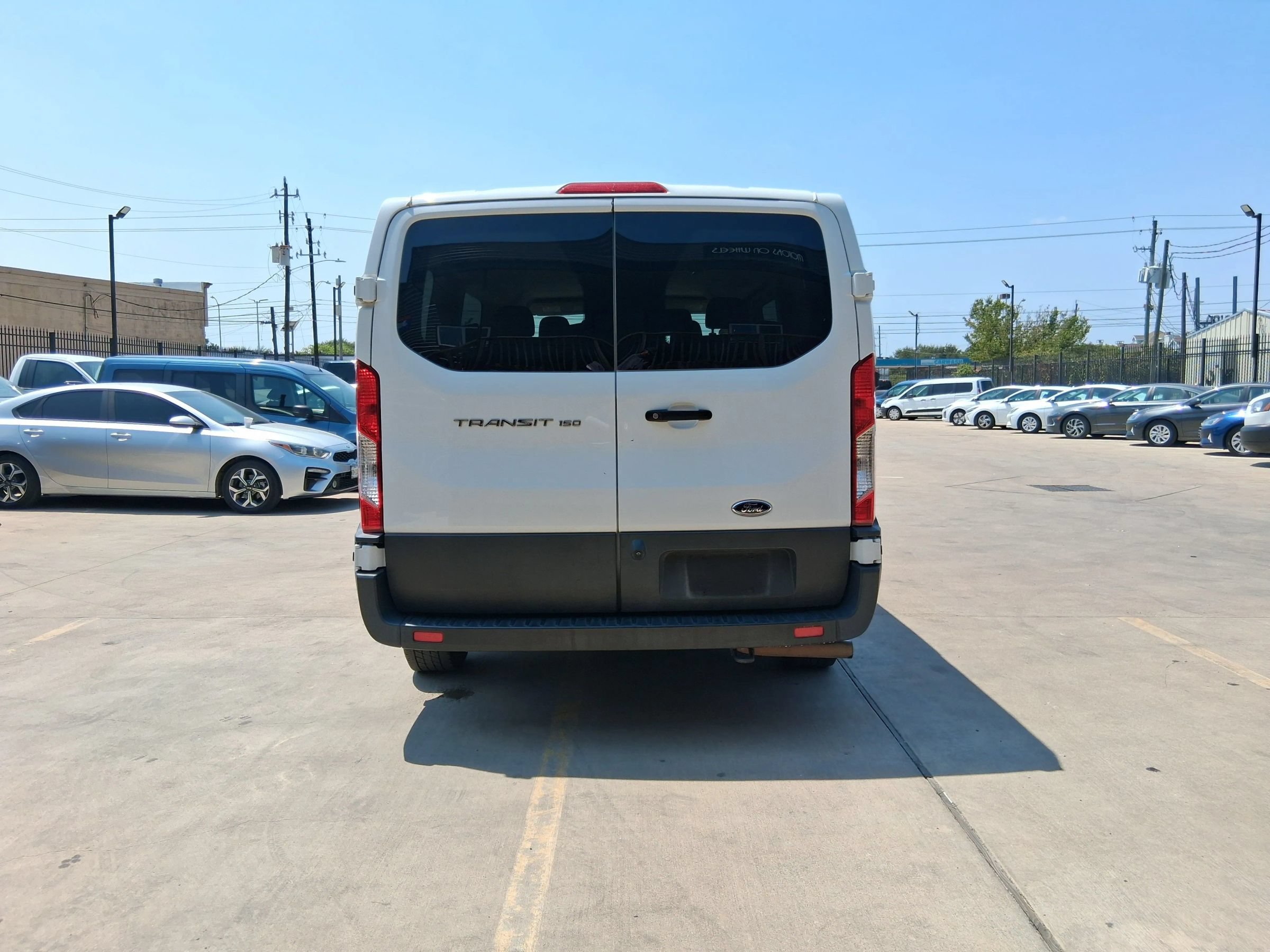 Used 2020 Ford Transit 150 XL RWD image 7