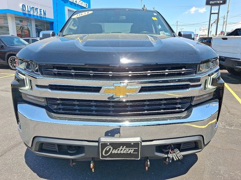 Used 2021 Chevrolet Silverado 1500 LT AWD/4WD image 7