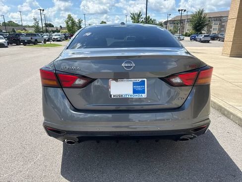 Used 2025 Nissan Altima 2.5 SR AWD/4WD image 3