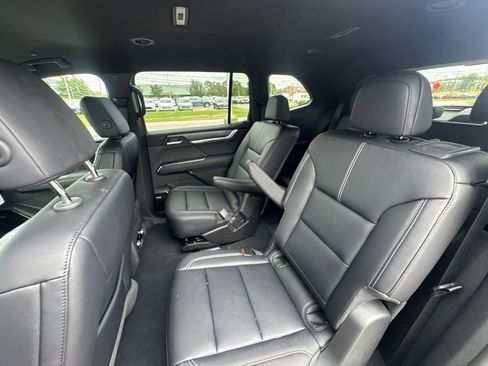 New 2026 GMC Acadia Elevation w/ Elevation Premium Package FWD image 21