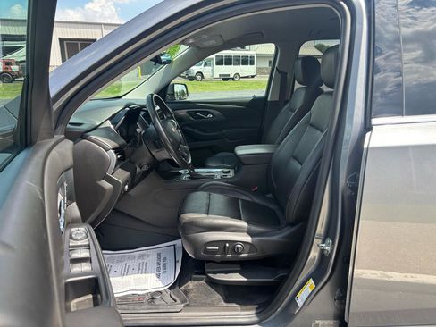 Used 2020 Chevrolet Traverse Premier AWD/4WD image 9