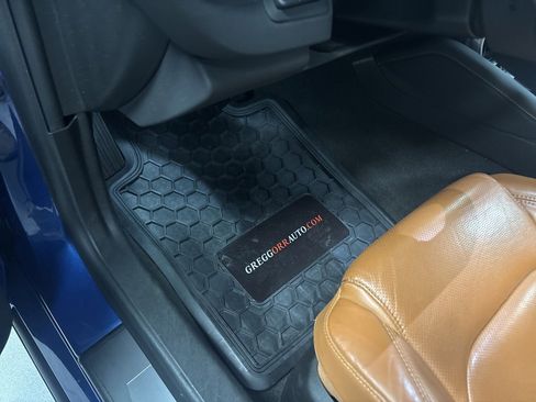 Used 2021 Chevrolet Camaro SS image 12