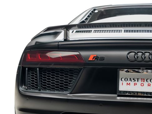 Used 2018 Audi R8 V10 plus AWD/4WD image 18