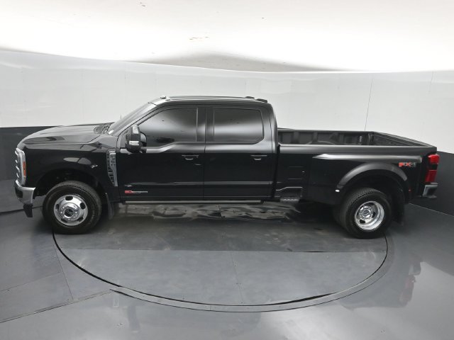 Used 2025 Ford F350 Lariat w/ Lariat Ultimate Package AWD/4WD image 47