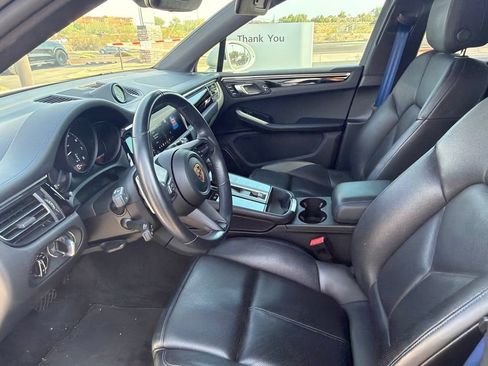 Used 2023 Porsche Macan AWD/4WD image 9