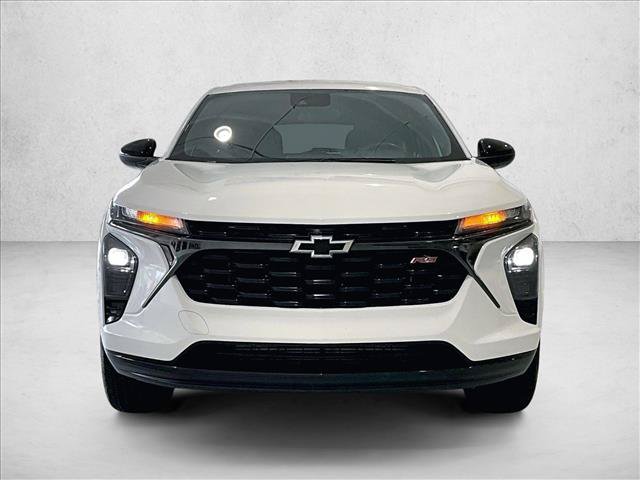 Used 2024 Chevrolet Trax RS FWD image 3