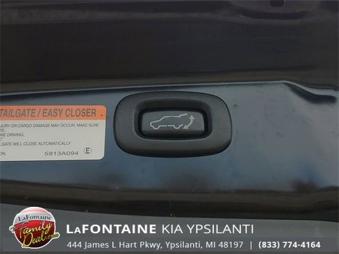 Used 2016 Mitsubishi Outlander SEL image 28