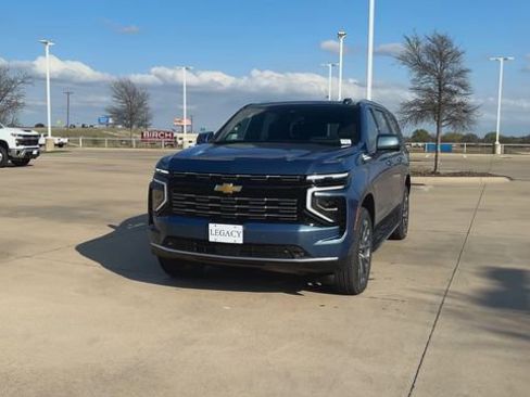 New 2026 Chevrolet Suburban High Country RWD image 4