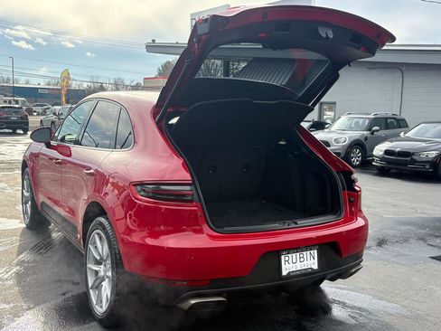 Used 2017 Porsche Macan AWD/4WD image 31