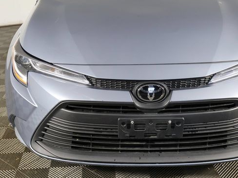 Used 2023 Toyota Corolla LE FWD image 10